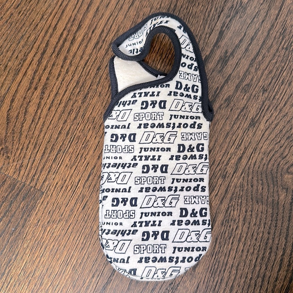 D&G Junior Baby Bottle‎ Holder